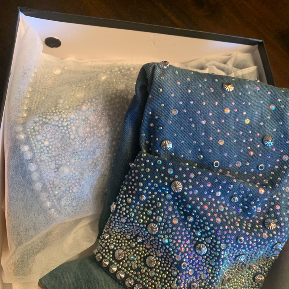 Azaela Wang Blue Denim - Picture 5 of 6